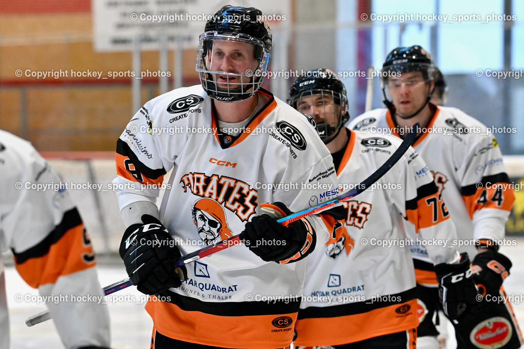 EC Hornets Spittal vs. USC Piraten Velden 18.2.2024 | #9 Ban Christian USC Velden, EC Hornets Spittal vs. USC Piraten Velden 18.2.2024, EC Hornets Spittal vs. USC Piraten Velden 18.2.2024 am 18.02.2024 in Spittal an der Drau (Eissportzentrum Spittal), Austria, (Photo by Bernd Stefan)