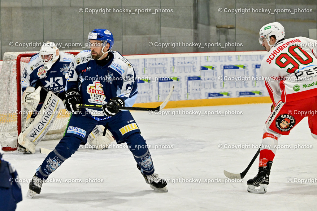 ESV FERLACH vs. ESC SOCCERZONE STEINDORF | #43 Oraze Martin ESC Steindorf, #35 Mayronig Marco ESC Steindorf, #90 Schubernig Markus ESV Ferlach, ESV FERLACH vs. ESC SOCCERZONE STEINDORF, ESV FERLACH vs. ESC SOCCERZONE STEINDORF am 22.11.2024 in Ferlach (Eishalle Ferlach ), Austria, (Photo by Bernd Stefan)