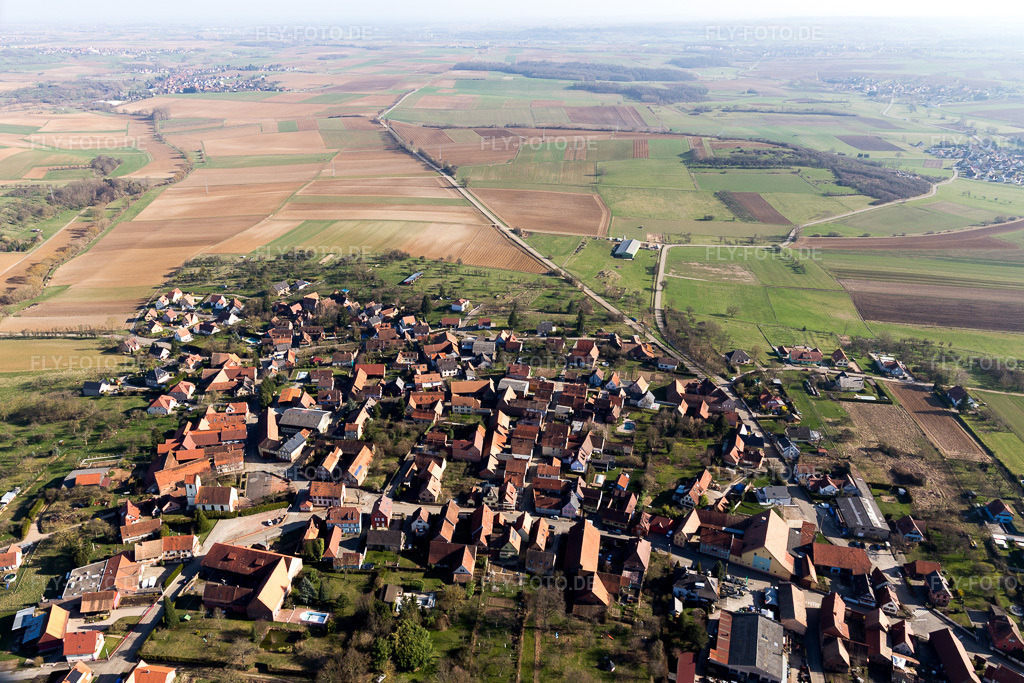Luftbild: Ortsansicht in Ettendorf im Bundesland Bas-Rhin in Frankreich. Foto: IMG_097525.jpg vom 16.03.2017 durch Werner Riehm/FLY-FOTO.de