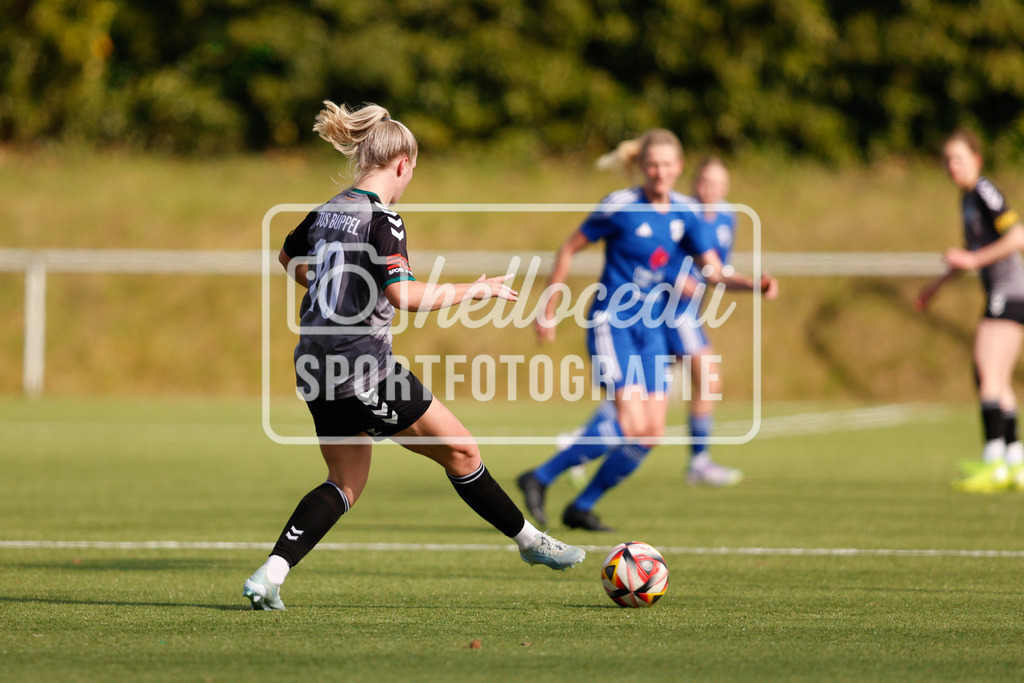Fußball I Frauen I Saison 2025-2026 I Oberliga Niedersachsen I 16. Spieltag I BW Hollage - TuS Büppel I 15.03.2026-37 | realhellocedii - Realisiert mit Pictrs.com