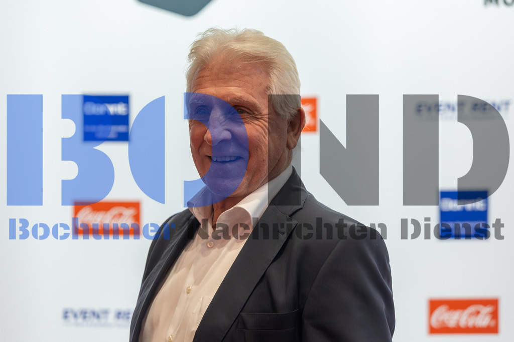 SES_HOFDFM20251006-35 | bond - Realisiert mit Pictrs.com