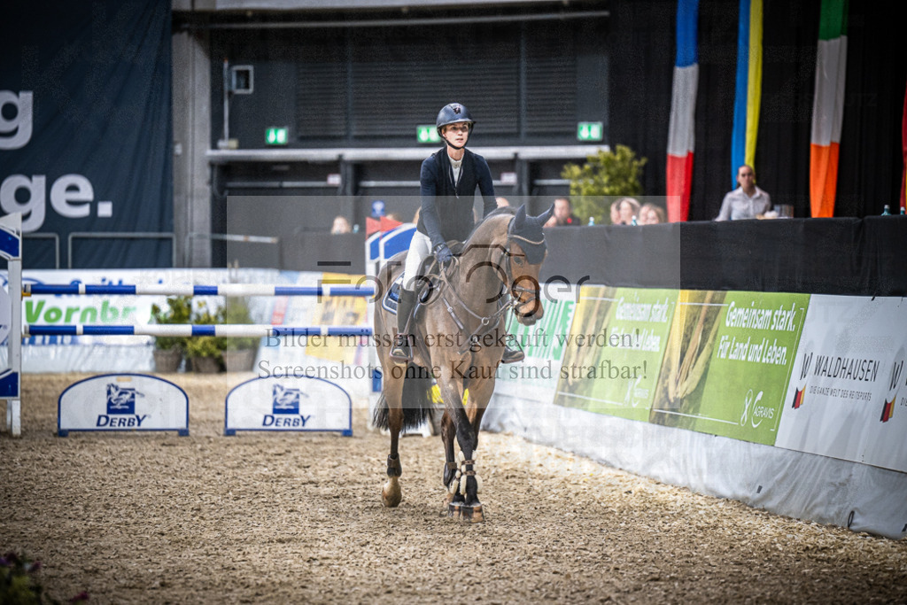 DOS_1345 | Entdecke hochwertige Reitturnierfotos von Foto Oger. Professionell, emotional und authentisch – jetzt Lieblingsmomente im Shop bestellen.Deutschlandweite Turnierfotografie. - Realisiert mit Pictrs.com