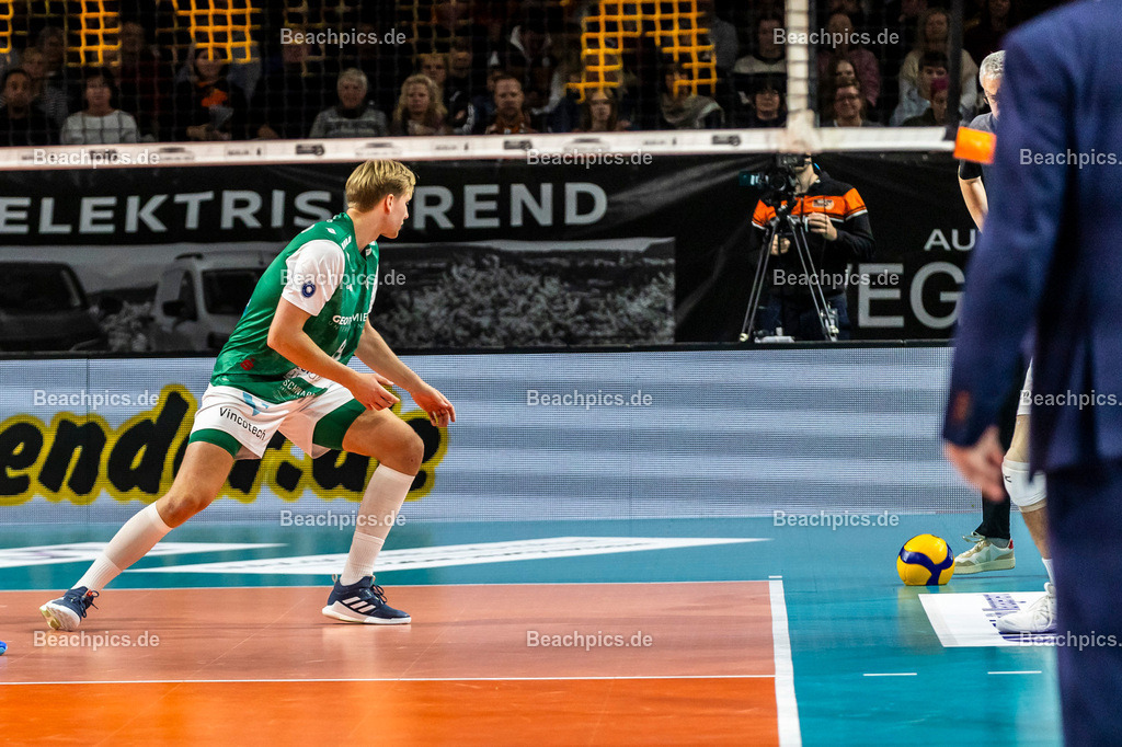 2024-00111627-Bundesliga-BR-Volleys-Haching-München |  16.11.2024; Berlin Foto: Gerold Rebsch - www.beachpics.de