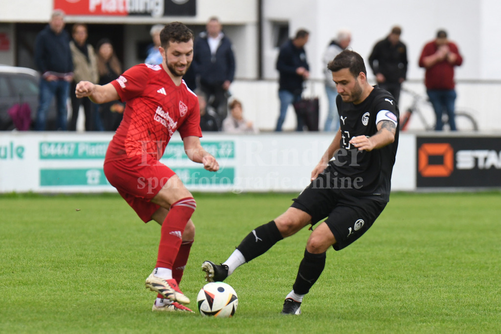 SpVgg Plattling : FC Ergolding | Julian Gwinner (SpVgg Plattling) - Realisiert mit Pictrs.com