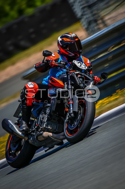 0121-250620BB-032_121 | Deine Full-Service-Agentur für ✔️Videoproduktionen und ✔️Motorsportfotografie Jetzt Angebot anfragen!