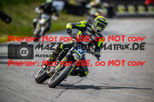 MaZZes_FotoMatrix_220529_9246 | Fotograf Mathias Schmid
Sportfotograf,
Eventfotograf,
Hochzeitsfotograf,
Portraitfotograf