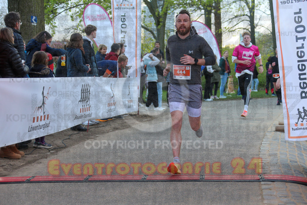 230413_1930_EX1_7293 | Sportfotografie im Rhein-Sieg Kreis, Köln, Bonn, NRW, Rheinland Pfalz, Hessen, etc. Unser Tätigkeitsfeld umfasst den Laufsport vom Volkslauf über den Marathon, Duathlon, Triathon bis zum Ultralauf wie Kölnpfad Ultra oder Schindertrail.