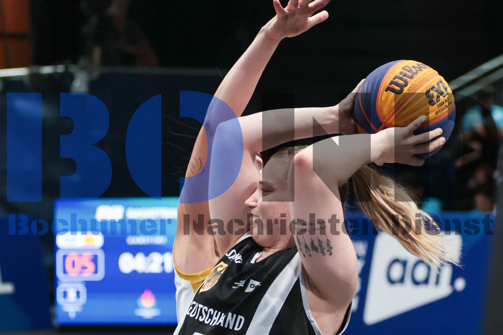 SES_RRG3x320250720-149 | bond - Realisiert mit Pictrs.com