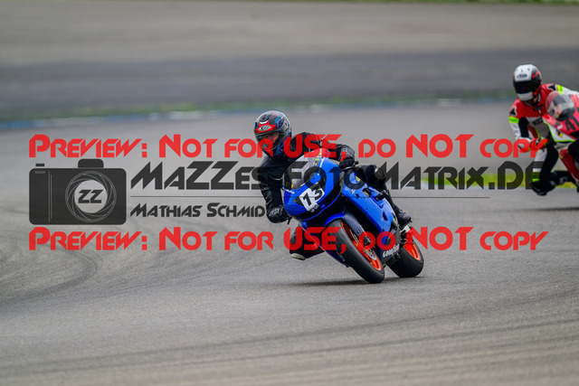 MaZZes_FotoMatrix_240521_6007705_3974 | GELB