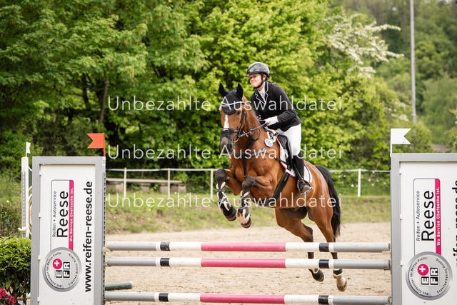 Bad_Meinberg_00441 | saradresslerfotografie - Realisiert mit Pictrs.com