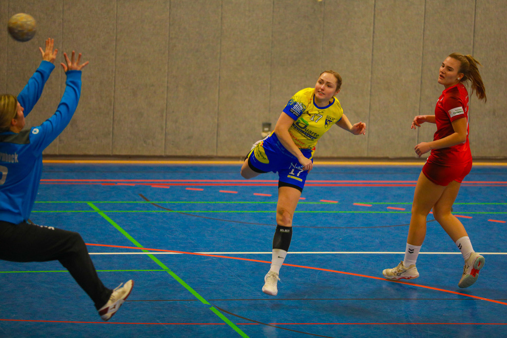 SvSchermbeck_SVN_061225_021 | Bildergalerie von Sport-Ereignissen aber auch von weiteren spannenden Dingen - nicht nur vom Niederrhein. In Anlehnung an den bekannten Spruch von Hanns Dieter Hüsch heißt das Motto: "Niederrhein ist überall".  - Realisiert mit Pictrs.com