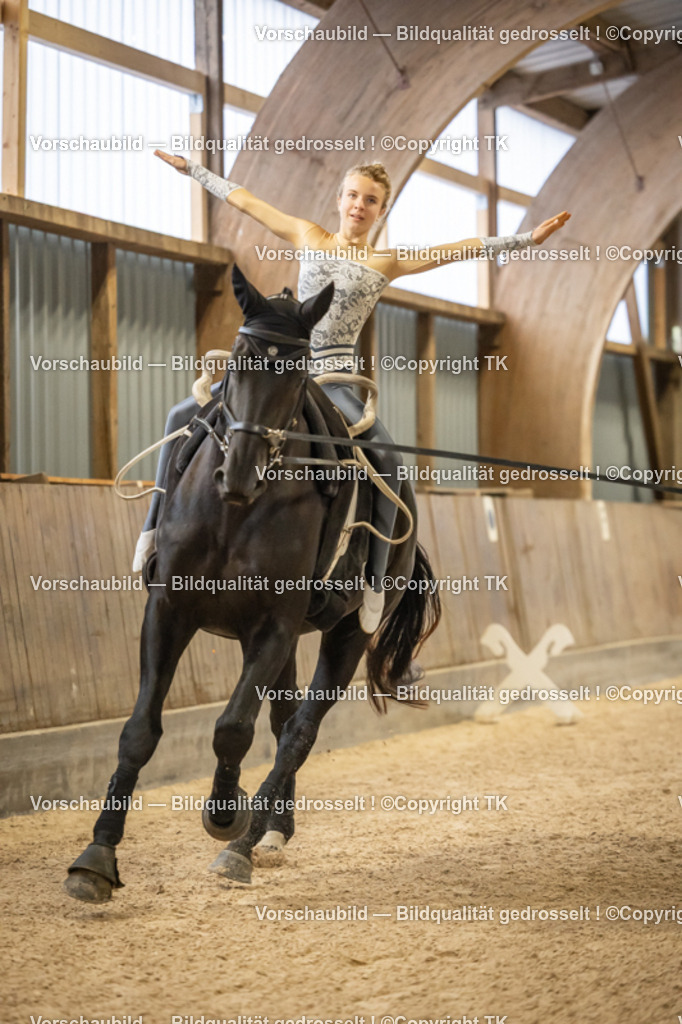 _D5A3236 | Emotionale Pferde- & People-Fotografie rund um Heidelberg, Leimen & Umgebung. Natürliche Fotos von Pferd, Mensch & Familie. Jetzt Termin sichern!