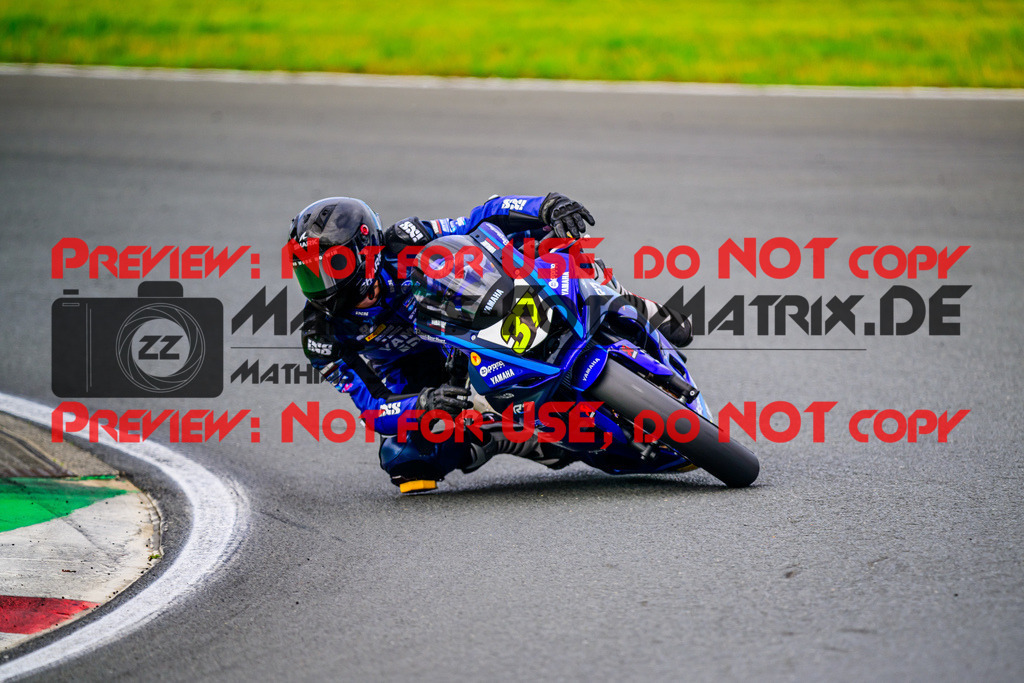 MaZZes_FotoMatrix_240531_6007705_3901 | R7