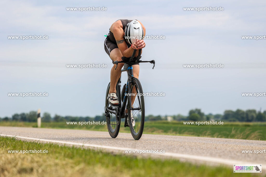 BR8A5026 | Stadttriathlon Erding 2025. #yourpictrs #sportshot_your_pictrs @Sportshotphotography #stadttriathlonerding Copyright: www.sportshot.de