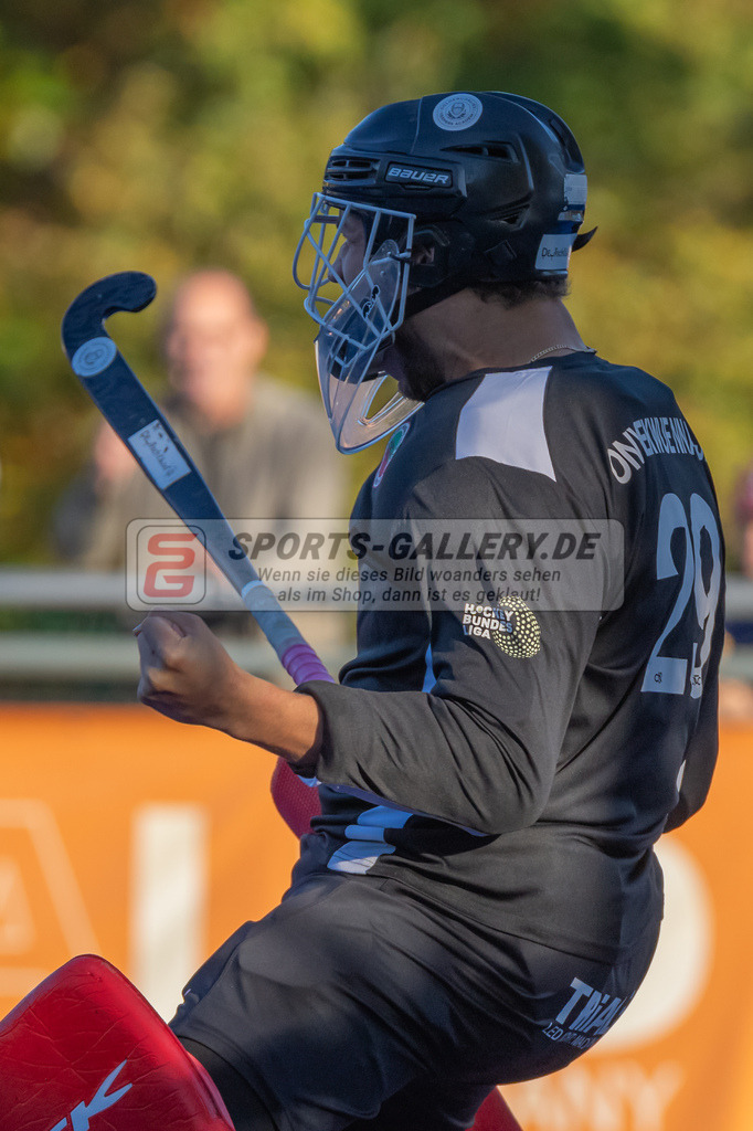 HK_20241103_108595 | 1. Bundesliga Herren Crefelder HTC - Hamburger Polo Club am 3.11.2024 CHTC Krefeld, Krefeld , Joshua Onyekwue Nnaji Torwart ( Crefelder HTC #29 )