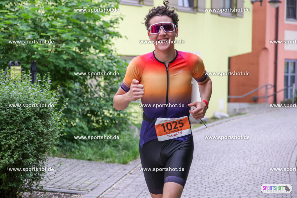 KSZ_4095 | Stadttriathlon Erding 2025. #yourpictrs #sportshot_your_pictrs @Sportshotphotography #stadttriathlonerding Copyright: www.sportshot.de