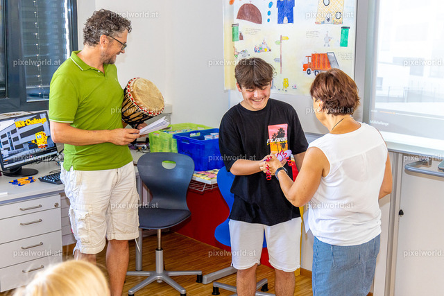 Müllprojekt der MSD Feldkirchen | Bildershop von pixelworld.at - Realisiert mit Pictrs.com