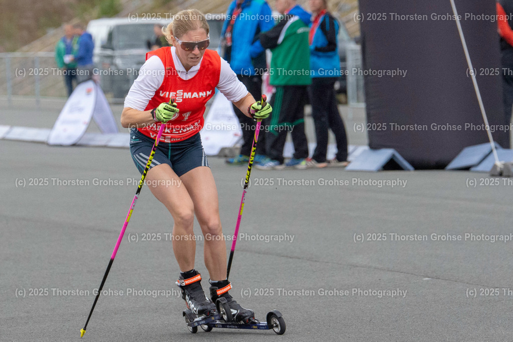 Deutsche Meisterschaften Biathlon | Deutsche Meisterschaften Biathlon, Speziallanglauf Frauen am 14.09.2018 in der DKB SKI ARENA in Oberhof, (Deutschland)

Bild: Hildebrand Franziska vom WSV Clausthal-Zellerfeld / BwB - Realisiert mit Pictrs.com