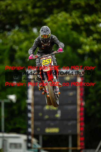 MaZZes_FotoMatrix_230701_4101 | S2