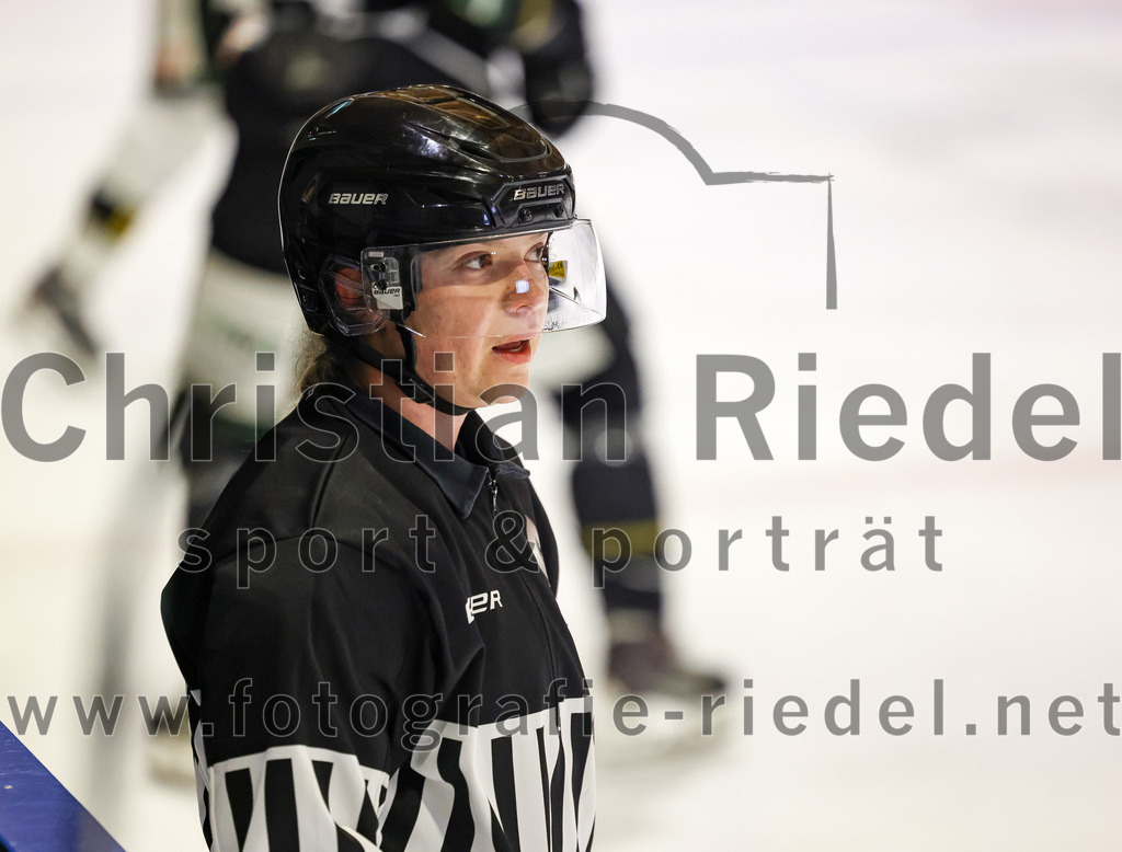 2022-12-23_054_TSV_Erding_gegen_EA_Schongau | Erding, Deutschland, 23.12.2022:
Eishockey, Bayernliga 2022 / 2023, 22. Spieltag, TSV Erding gegen EA Schongau, Endergebnis: 

Foto: Christian Riedel / fotografie-riedel.net
