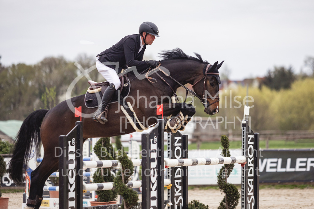 250417_Frühlingsfest_Springpferde-M-121 | Deine schönsten Turniermomente als professionelle Fotos! Entdecke hochwertige Pferdesport-Fotografie im Online-Shop. Jetzt Fotos finden & bestellen!