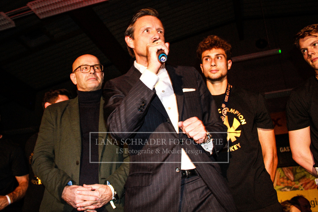 WM EMPFANG 30.01.23 LSF-24 | lanaschraderfotografie - Realisiert mit Pictrs.com