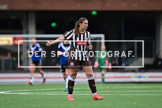 Fußball I Frauen I Saison 2025-2026 I Regionalliga Nord I 10. Spieltag I FC St. Pauli - Hamburger SV U20 I 12890 | Der Sportfotograf. - Realisiert mit Pictrs.com