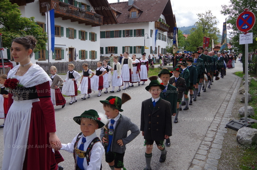 IMGP6541 | fotografiert von Axel PollmannLeonhardi Wallfahrt Benediktbeuern und Murnau, Fronleichnam, Fasching, Landschaft im Loisachtal und Benediktbeuern  - Realisiert mit Pictrs.com