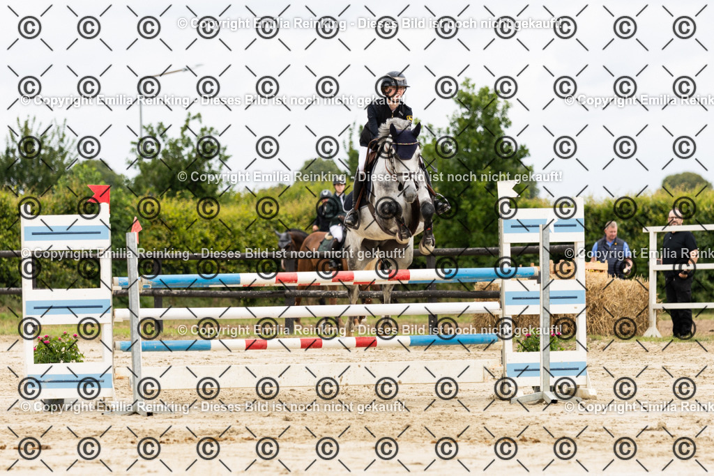 CL5A5597 | Emilia Reinking Fotografie - Realisiert mit Pictrs.com