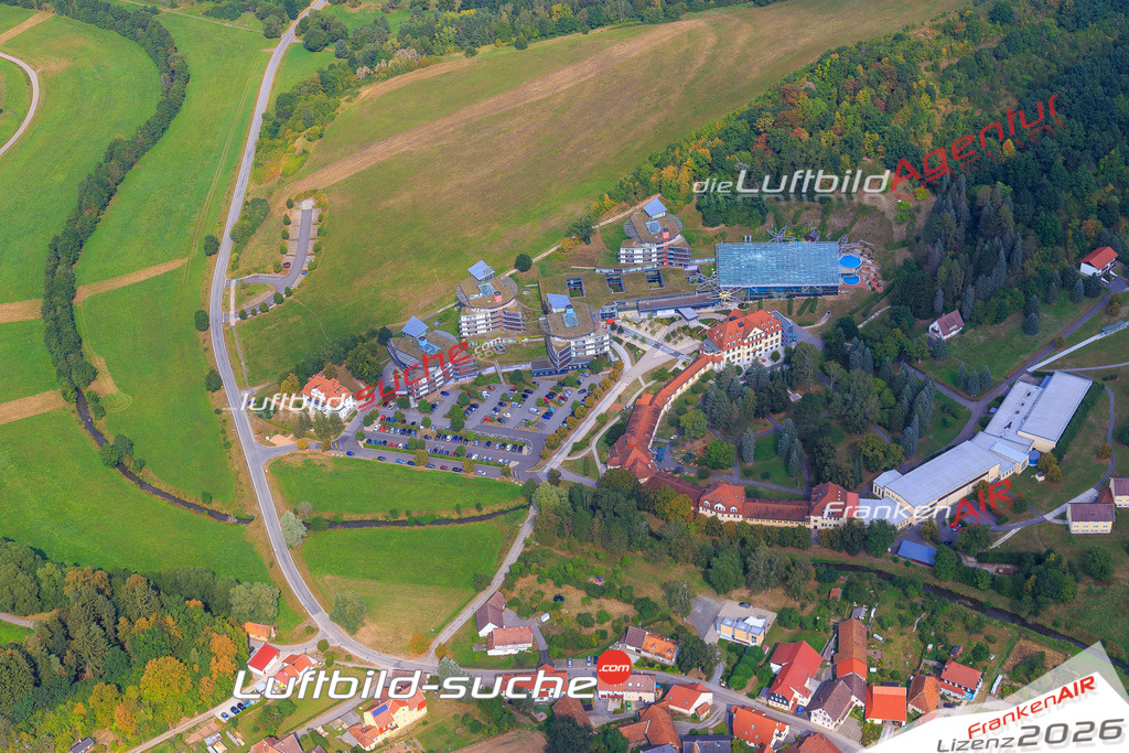 Die Luftaufnahme der Stadt Bad-colberg-heldburg wurde vom UL-Flugzeug heraus erstellt ( keine Drohne )- hohe Auflösung für beste Qualität