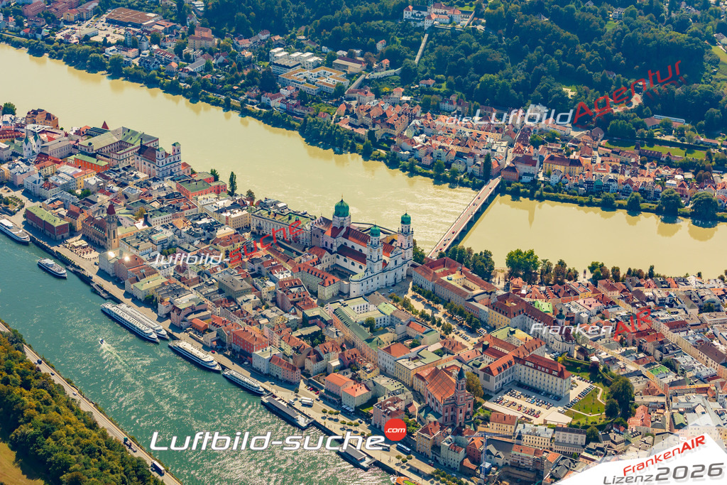 Luftaufnahme von Passau Vs Google Maps- Die Luftaufnahme wurde 2025 vom UL-Flugzeug heraus erstellt ( keine Drohne ) - Hochauflösende Luftaufnahme - für professionelle Ausdrucke geeignet. Die Geschenkidee !Mit Lizenz und Bildrechte bestellbar