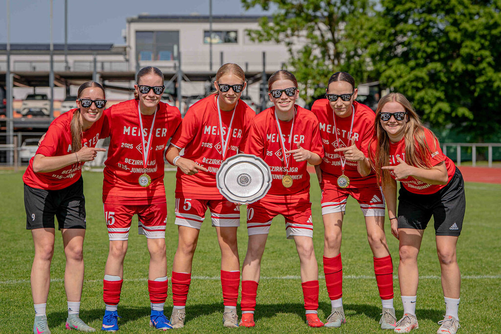 Fußball I C-Juniorinnen I Saison 2025-2026 I OSC U15 - Eltern und Geschwister I 12157 | jns.sportfotos - Realisiert mit Pictrs.com
