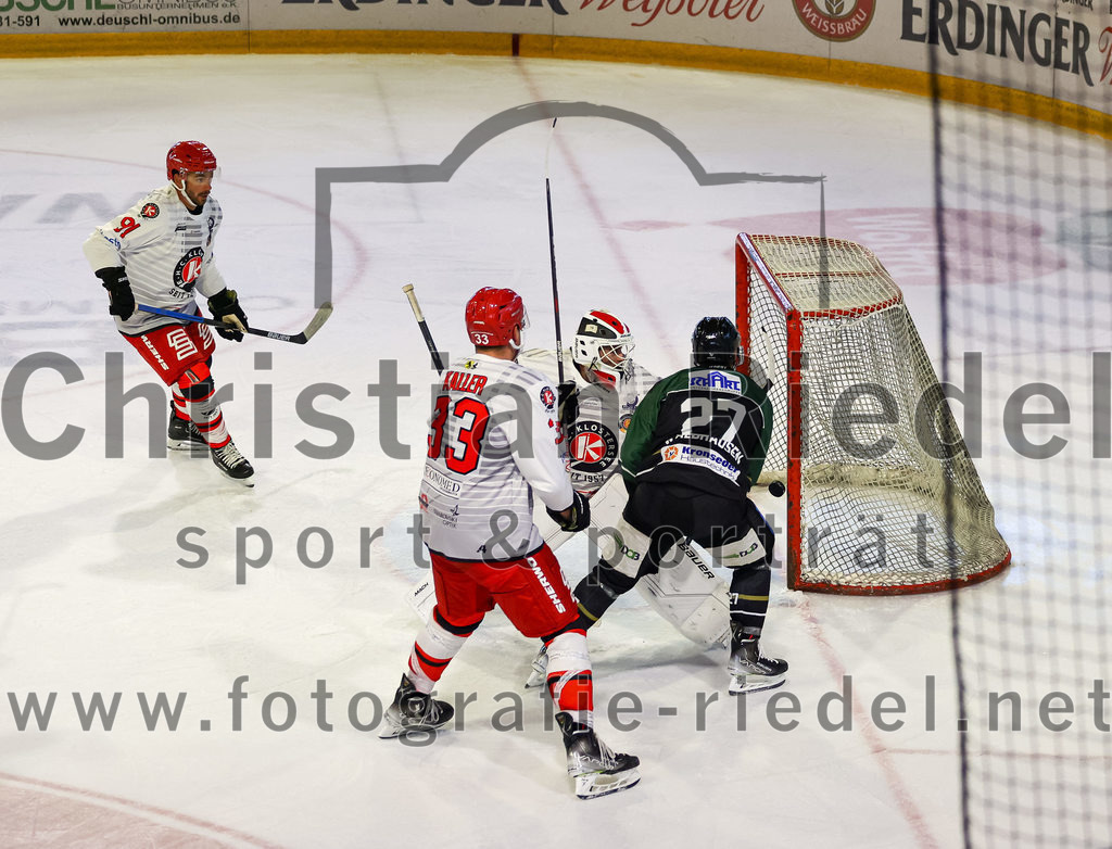 2022-09-25_083_TSV_Erding_gegen_EHC_Klostersee | Erding, Deutschland, 25.09.2022:
Eishockey, Bayernliga 2022 / 2023, Testspiel, TSV Erding gegen EHC Klostersee, Endergebnis: 8:2

Foto: Christian Riedel / fotografie-riedel.net
