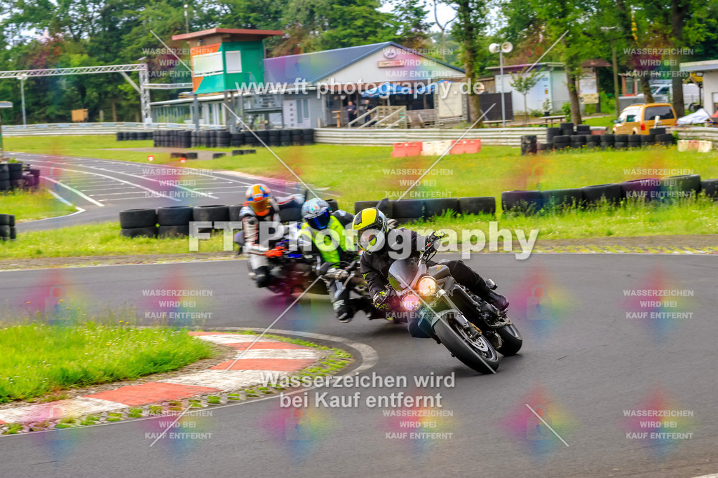 VBK-7712 | Hier findet Ihr Bilder von Touristenfahrten auf der Nürburgring Nordschleife oder von anderen Veranstaltungen die ich besucht habe. Viel Spass beim Durch Schauen 
