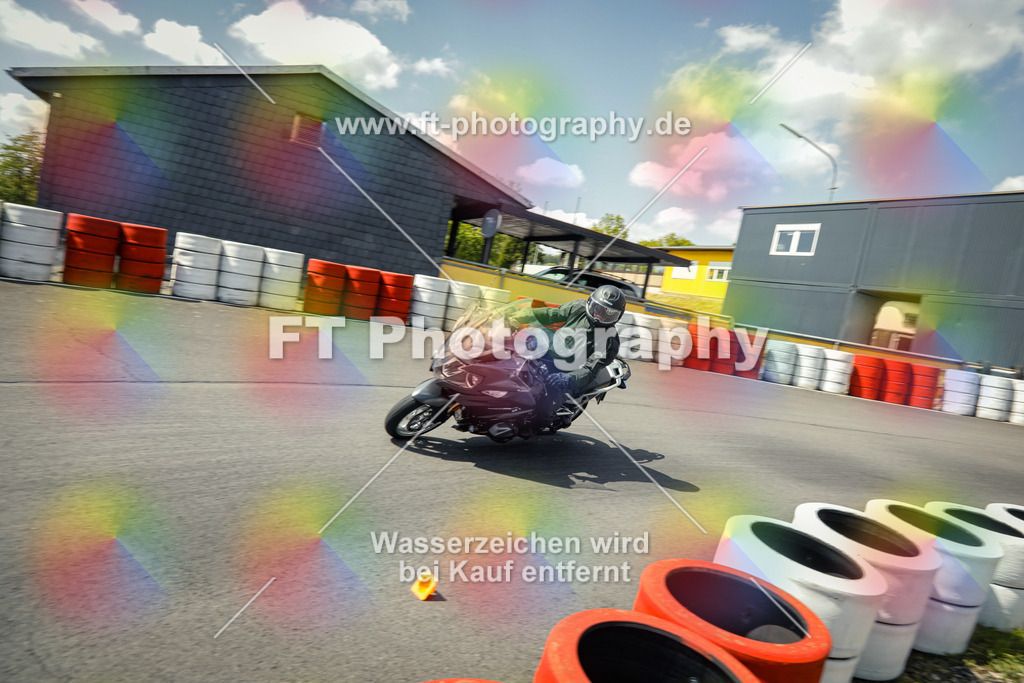 OBK_Mai_Volker_Adam-10935 | Hier findet Ihr Bilder von Touristenfahrten auf der Nürburgring Nordschleife oder von anderen Veranstaltungen die ich besucht habe. Viel Spass beim Durch Schauen 