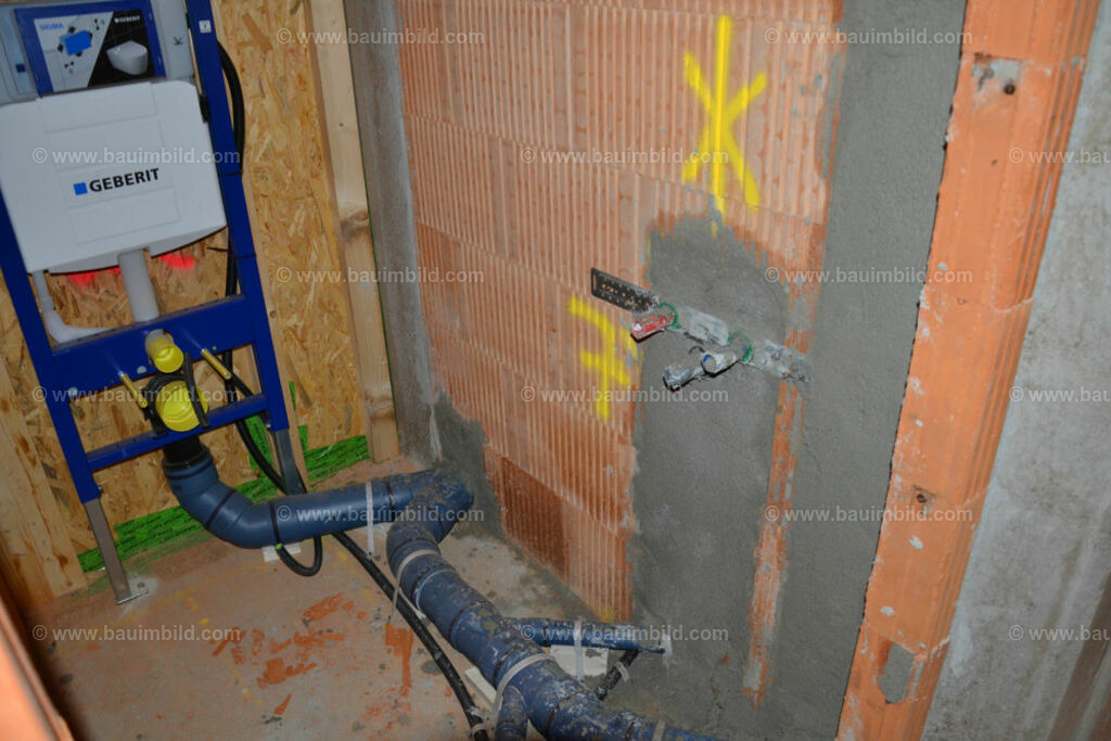 bib-lg07-mauerarbeiten-0275 | Nach LV-Leistungsgruppen sortierte Detailfotos über den Bau eines Hauses. Alle Hausbau-Bilder direkt vom Urheber und Autor der Website Haus-Selber-Bauen.com