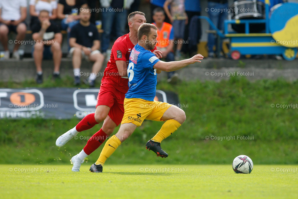 A_LUI-260522_02 | SPORT,FUSSBALL TRANSDANUBIA CUP FINALE 26.05.2022 ST.MARTIN/MK.-ASKOE OEDT IM BILD: NENAD VIDACKOVIC (OEDT) UND PATRICK ELMEGGERR(ST.MARTIN) FOTO:FOTOLUI/OOEFV