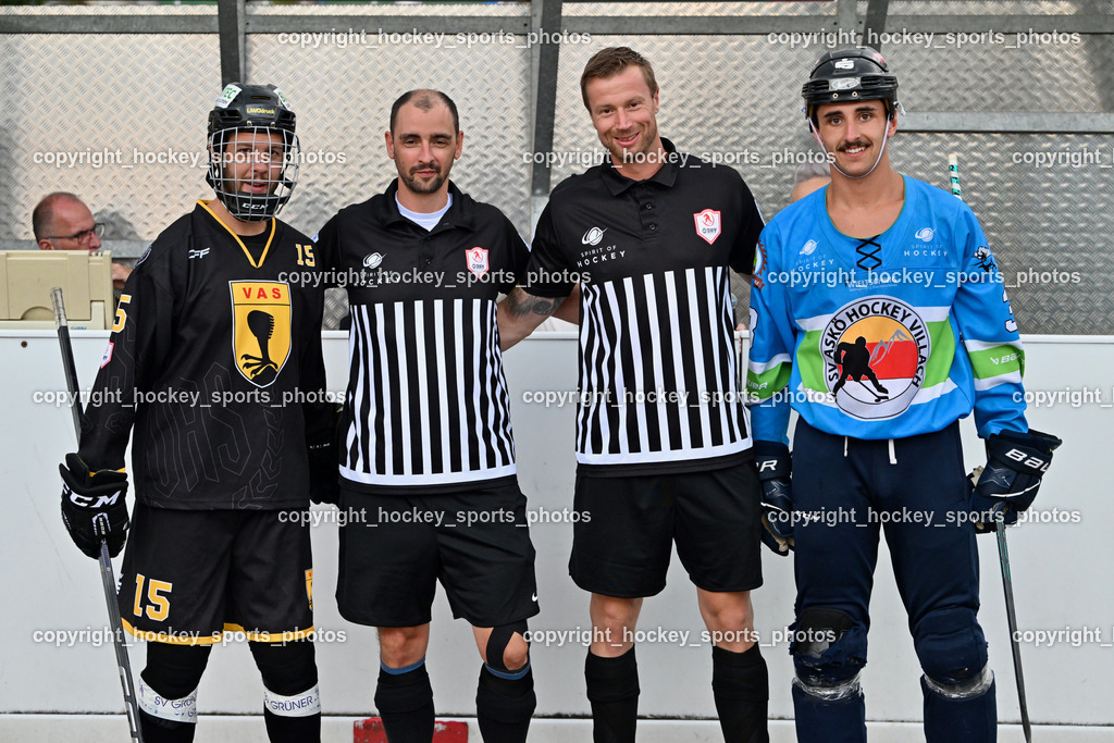 ASKÖ Hockey Villach vs. VAS Ballhockey  | #15 Kronig Daniel VAS Villach, Kummer Stefan Referee, Orel Stephan Referee, #3 Fertschai Mathias ASKÖ Villach Hockey, ASKÖ Hockey Villach vs. VAS Ballhockey , ASKÖ Hockey Villach vs. VAS Ballhockey  am 06.07.2025 in Villach (Alpen Arena ), Austria, (Photo by Bernd Stefan)