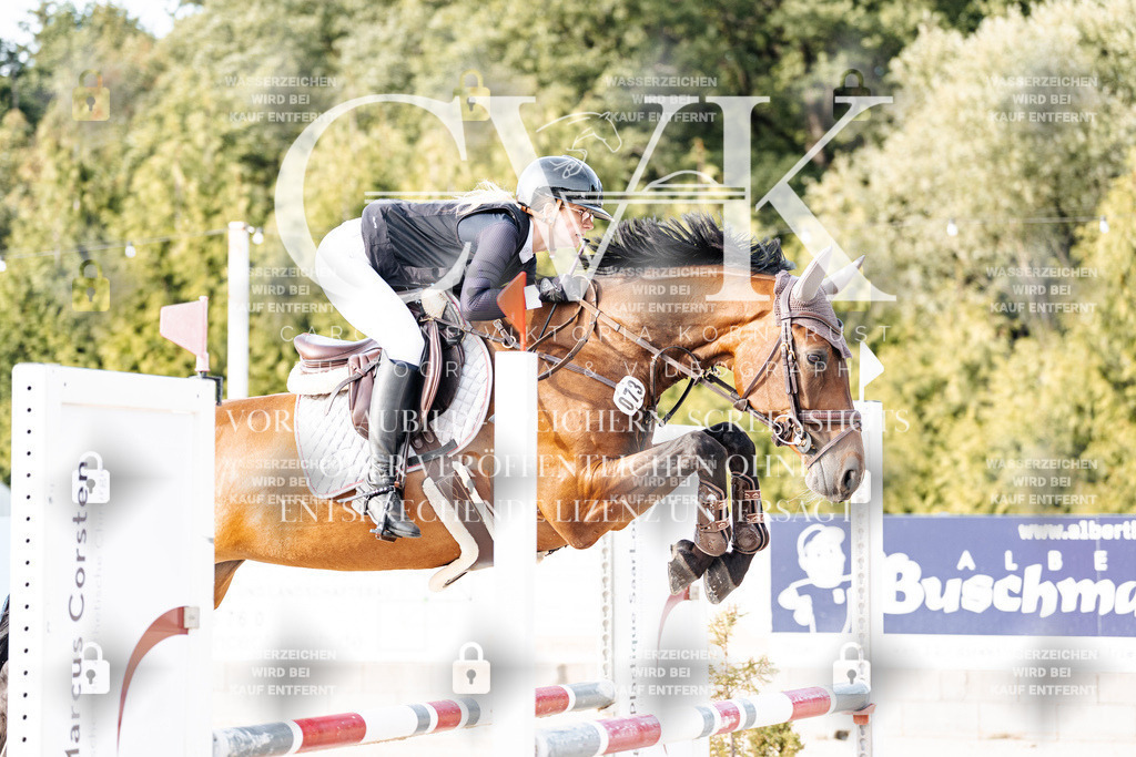CK906779 | Turnierfotografie Pferdefotografie Trier Rheinland-Pfalz Pferdesport Reitsport Tierfotografie Sportfotografie Pferdevideo Pferdevideografie Equestrianvideography equestrianphotography  - Realisiert mit Pictrs.com