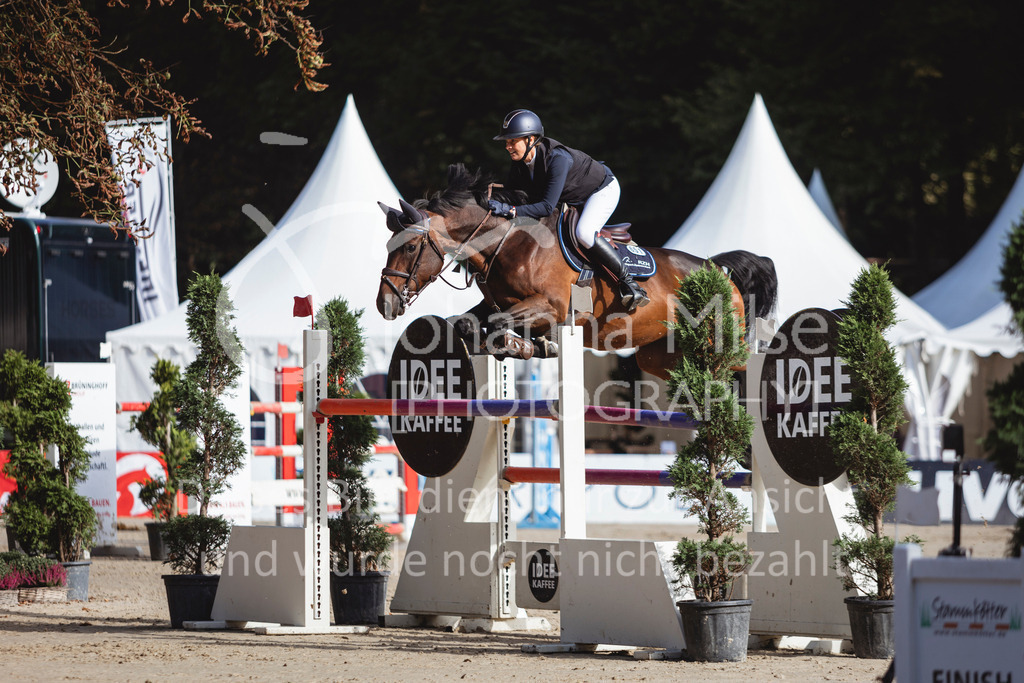 240915_OWLCh_MT-418 | Deine schönsten Turniermomente als professionelle Fotos! Entdecke hochwertige Pferdesport-Fotografie im Online-Shop. Jetzt Fotos finden & bestellen!