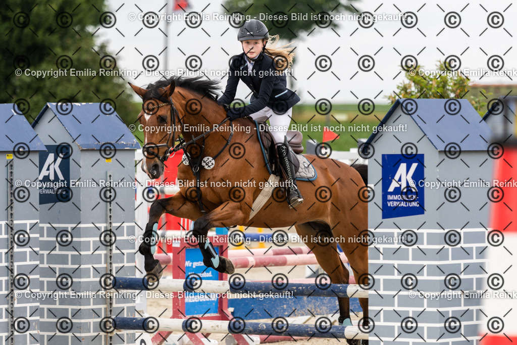CL5A2450 | Emilia Reinking Fotografie - Realisiert mit Pictrs.com