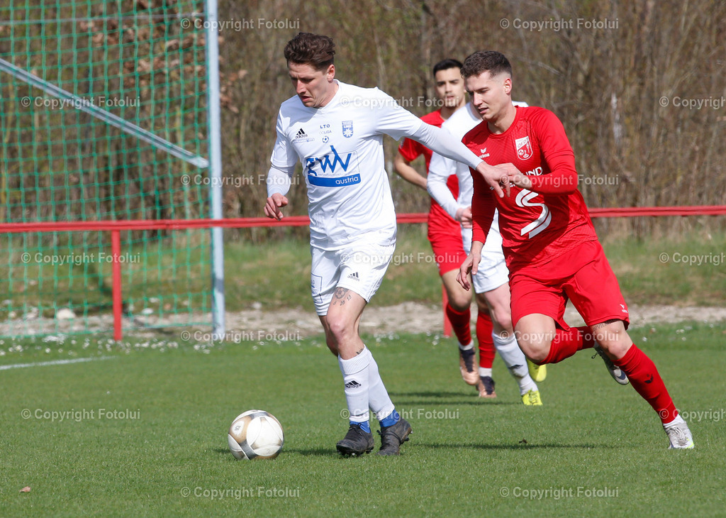 A_LUI_01042023_11 | SPORT,FUSSBALL ,LT1 OOELIGA ASKOE OEDT-UNION EDELWEISS LINZ 01.04.2023 IM BILD: MARCO WEBER (OEDT) UND PIPO FRUEHWIRT (EDELWEISS LINZ)  FOTO:FOTOLUI