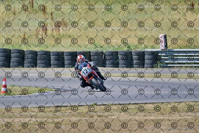 26bc03-1041 | markuskiefer.com - Realisiert mit Pictrs.com