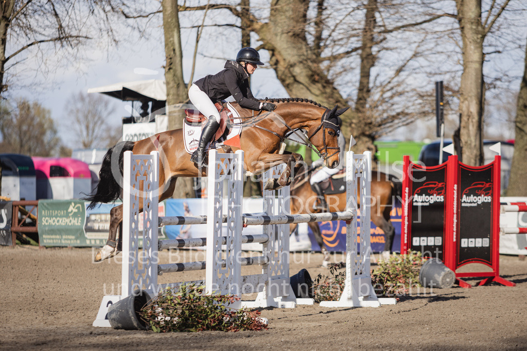 230411_Mühlen_04SprPf-L-474 | Deine schönsten Turniermomente als professionelle Fotos! Entdecke hochwertige Pferdesport-Fotografie im Online-Shop. Jetzt Fotos finden & bestellen!