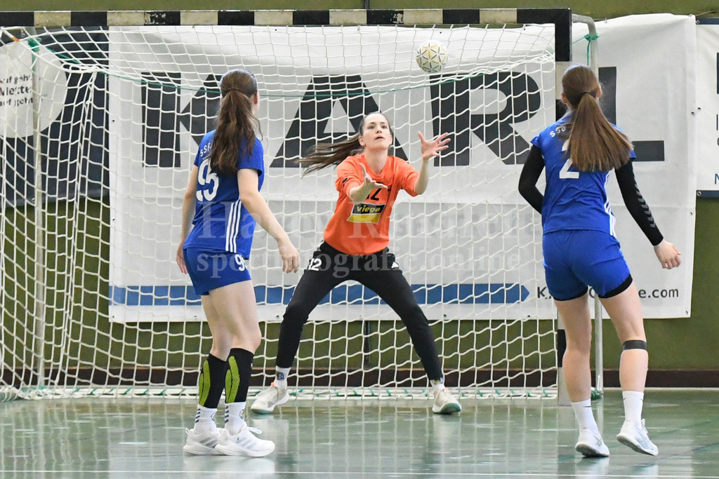 SSG Metten Damen :  HSG Schwab/kirchen | Tanja Kraus (SSG Metten Damen) - Realisiert mit Pictrs.com