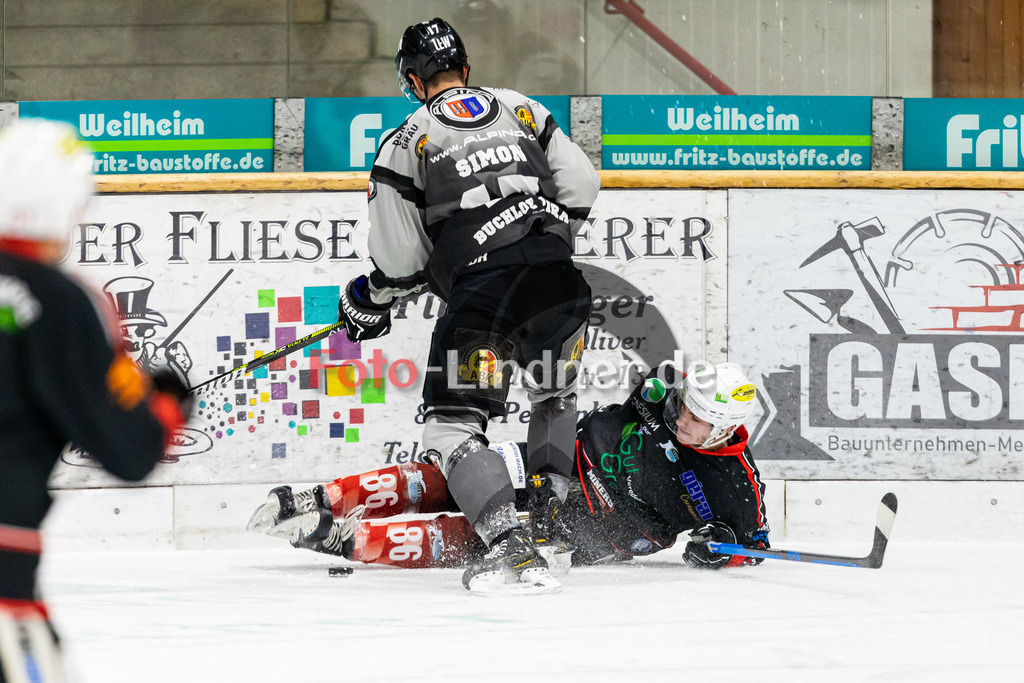 Bayernliga Eishockey, TSV Peißenberg Miners gegen den ESV Buchloe Pirates am 13.11.22 in Peißenberg | Bayernliga Eishockey, TSV Peißenberg Miners gegen den ESV Buchloe Pirates am 13.11.22 in Peißenberg