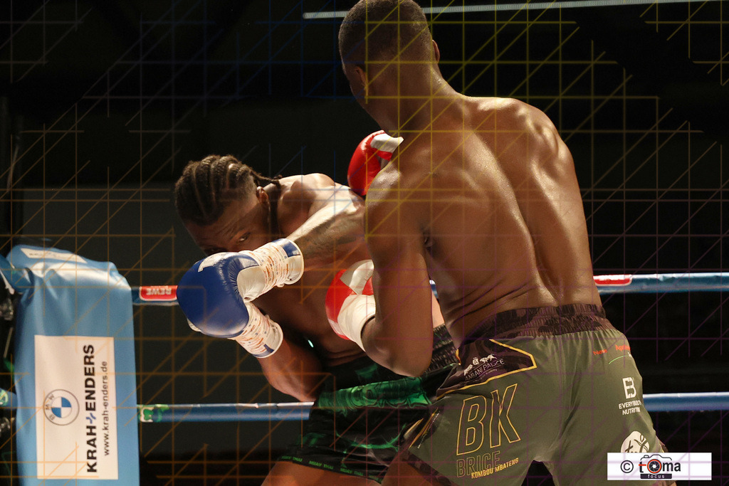 Finale Akingbade vs Kombou 25.04.2026 tomafocus Tb00109 | professionelle Sport- und Eventfotografie von Tomafocus – dynamische Bilder, emotionale Momente und hochwertige Aufnahmen für jeden Anlass. - Realisiert mit Pictrs.com
