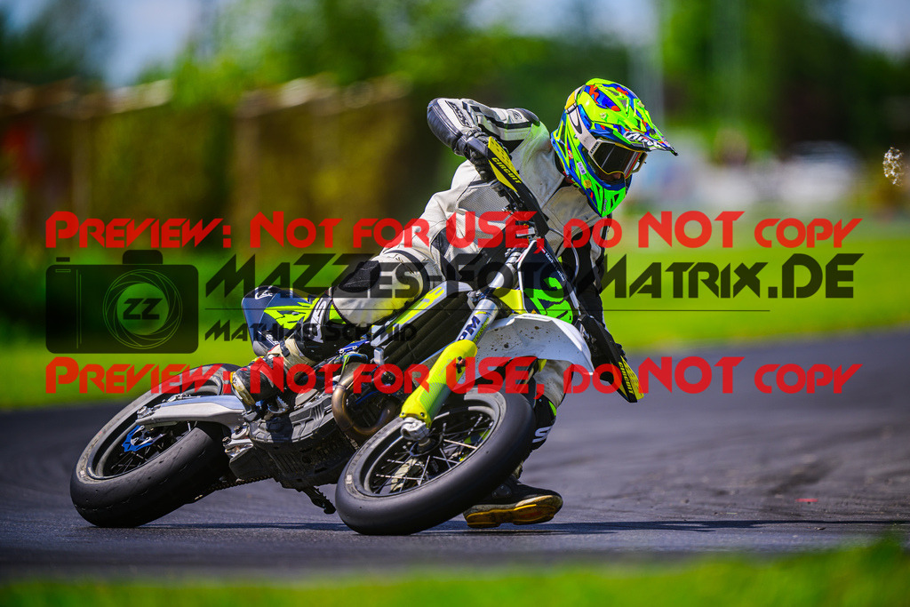 MaZZes_FotoMatrix_240714_6007705_4573 | S2