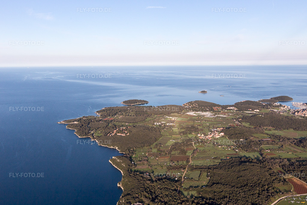 Luftbild: Ortsansicht in Vrsar im Bundesland Gespanschaft Istrien in Kroatien. Foto: IMG_106318.jpg vom 14.04.2018 durch Werner Riehm/FLY-FOTO.de