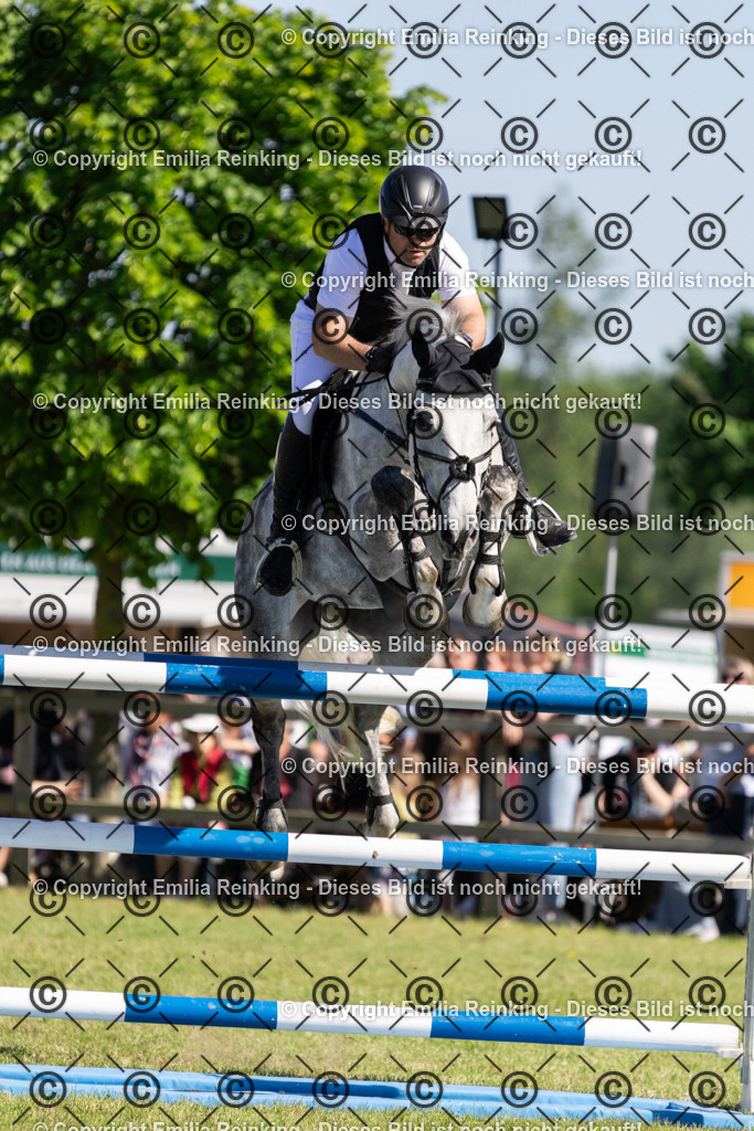 CL5A1407 | Emilia Reinking Fotografie - Realisiert mit Pictrs.com